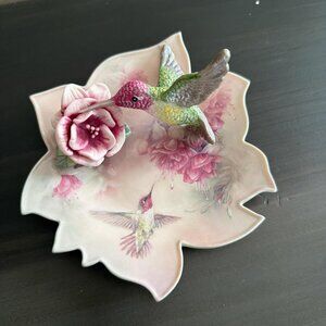 Hummingbird Leaf Dish – 3D Bird + Flower, Pink Watercolor Design